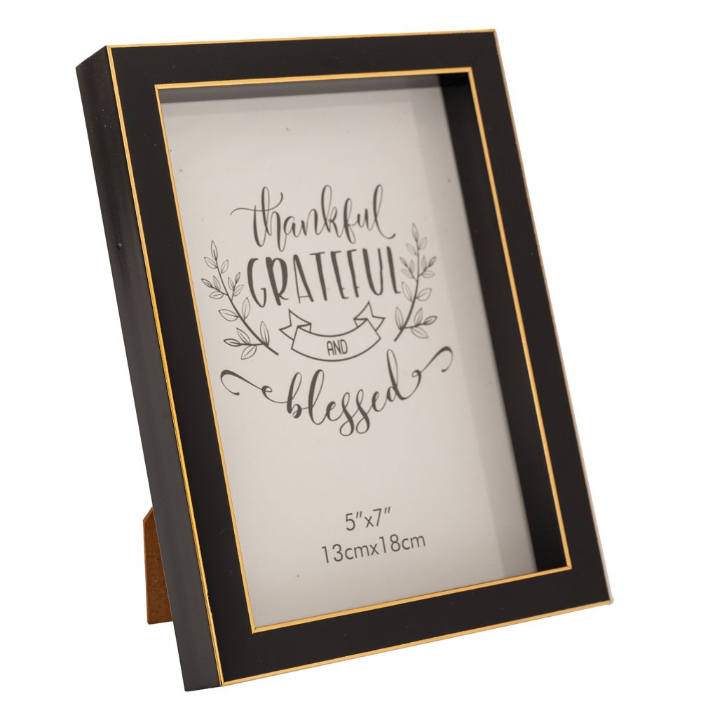 88588 ΜΑΥΡΗ ΠΛΑΣΤΙΚΗ ΚΟΡΝΙΖΑ ΜΕ ΧΡΥΣΗ ΛΕΠΤΟΜΕΡΕΙΑ 13Χ18ΕΚ